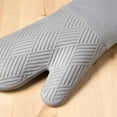 thumbnail image 4 of TOWN & COUNTRY BASICS Basketweave Soft Silicone Oven Mitt 2-Pack Set, Heat Resistant up to 500F, Flexible Silicone, Non-Slip Grip, Grey, 7.5"x13", 4 of 6