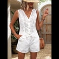 thumbnail image 4 of Conjunto de 2 Piezas con Bordado Floral y Ojales para Mujer, Pantalones Cortos de Verano, Chaleco Abotonado, Elegante e Informal para Vacaciones. L, 4 of 9