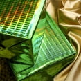 thumbnail image 3 of Rollo de papel de regalo LeZakaa, color verde, holográfico, 43 x 10 m, 3 of 8