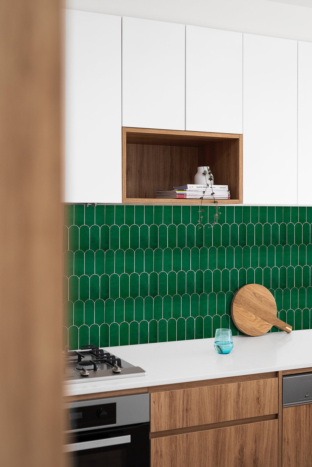 10-Sheet Peel and Stick Backsplash Tile, Self Adhesive Feather Backsplash Wall Tiles for Kitchen Bathroom (Thicker Design, Dark Green)