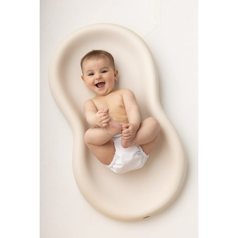 Keekaroo Baby Infant Peanut Changer, Vanilla - Clean, Safe
