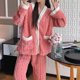 thumbnail image 3 of Pijamas de otoño e invierno para mujer, de aspecto alto, con forro polar grueso, ropa exterior holgada, estilo coreano, traje de polar coral para estudiantes, ropa para el hogar, 3 of 5