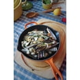 thumbnail image 3 of Skillet Le Creuset, hierro fundido esmaltado Signature, llama de 10.25 pulgadas, 3 of 5
