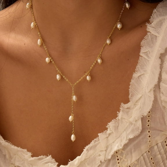 SKQIT Gold Pearl Necklace for Women, 14K Gold Plated Layered Pearl Necklaces for Women Trendy Simple Herringbone Chain Pearl Necklace for Women Gold Jewelry Gifts