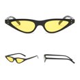 thumbnail image 3 of Gafas de sol Sunnimix Retro Triangle para mujer Marco negro y lente amarilla, 3 of 8