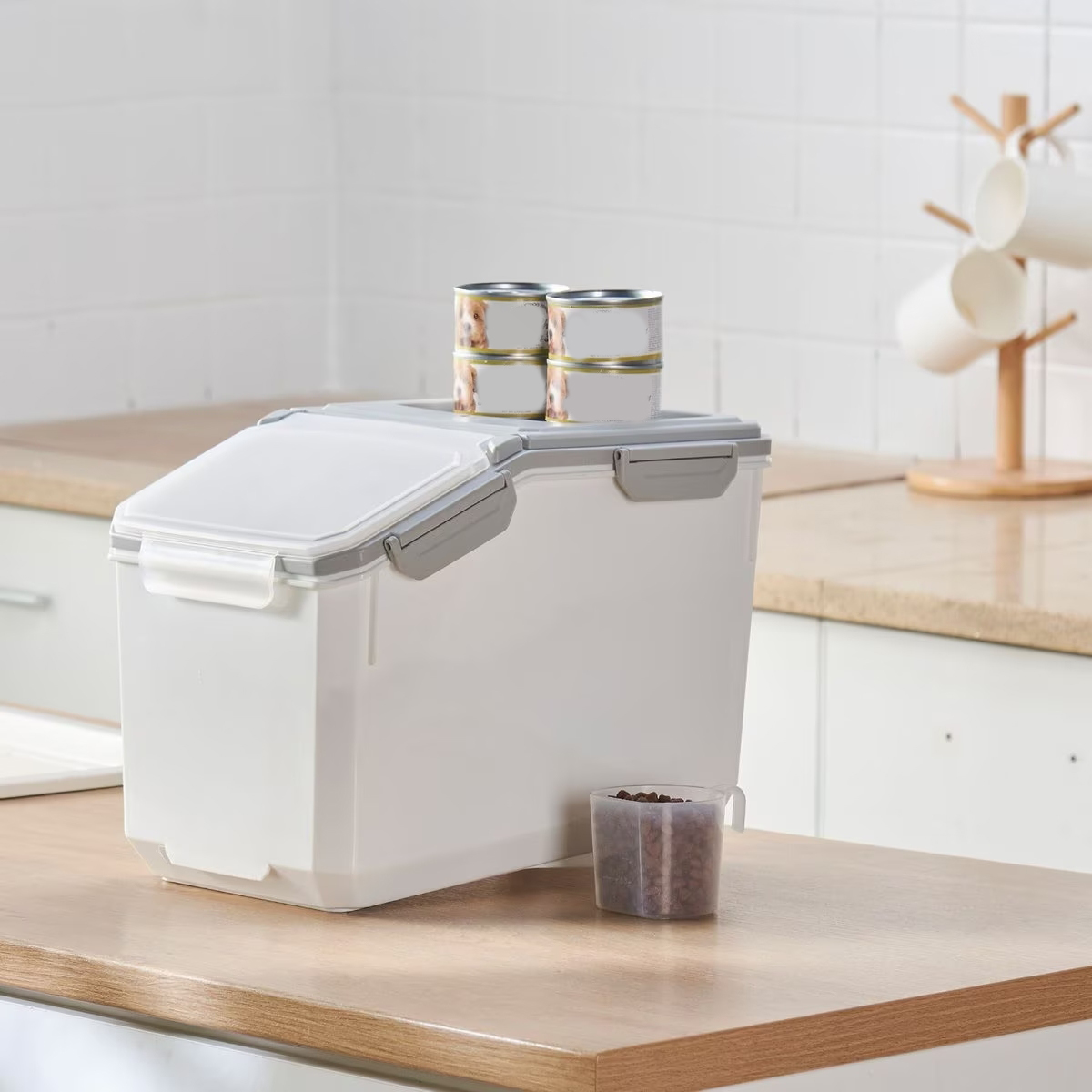 LQQ BPAFree Pet Food Storage Containers and Measuring Cups, White and