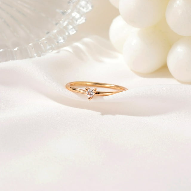 Anillos para mujer, regalos para mujer, anillo en forma de corazón, pendiente colgante fino con circonitas incrustadas en forma de corazón.
