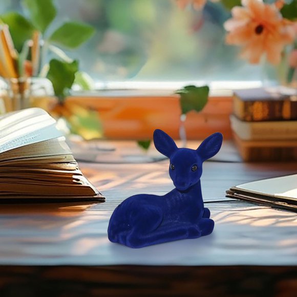 Rvkxad Ornement de Cerf de Noël en Flocage Doux, Figurine Réaliste avec Fini Floqué pour Étagère, Bureau, Table de Nuit, Présentoir, Déco de Cerf des Fêtes, Statue d'Animal Festive