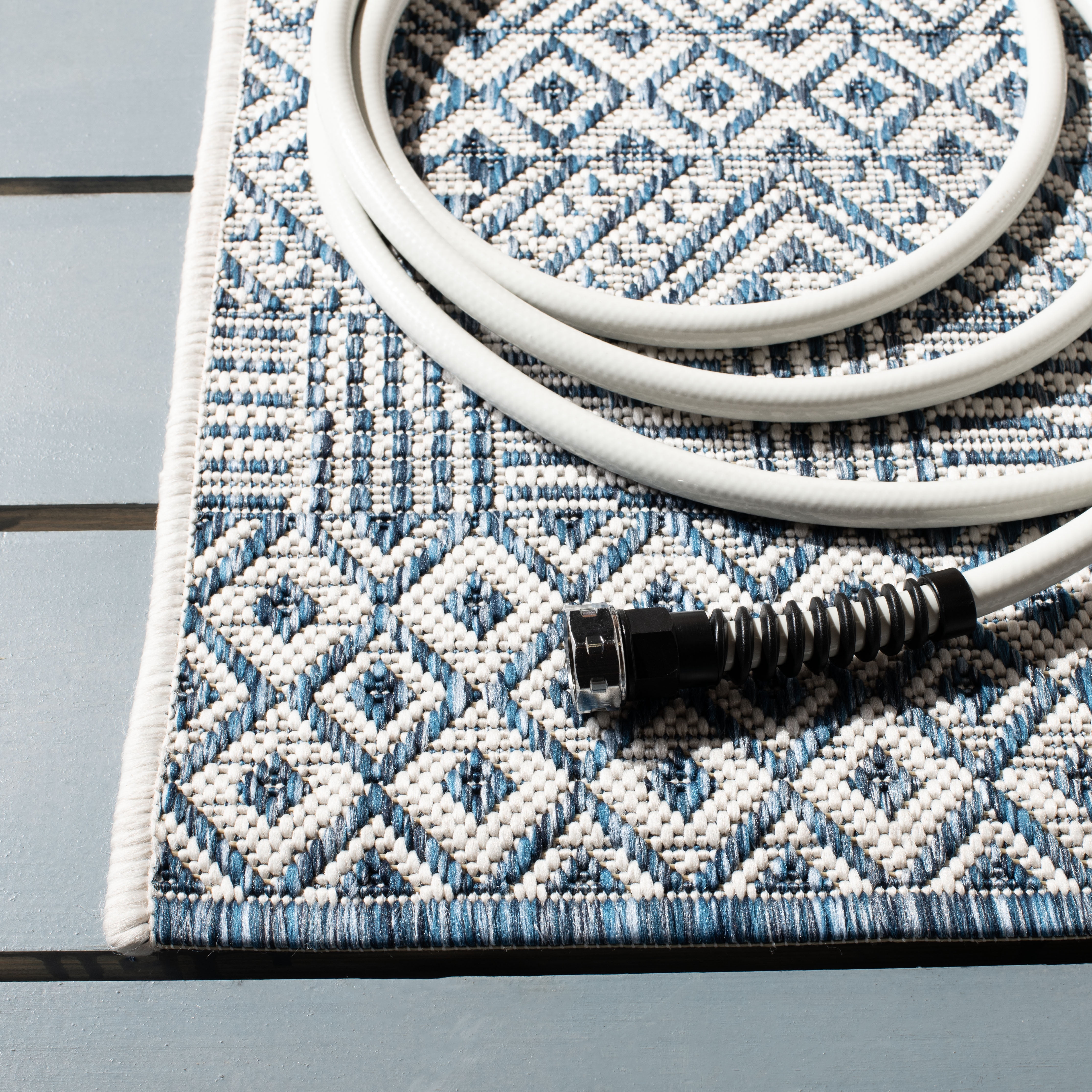 Safavieh Blue, Navy Power Loomed Outdoor Rugs, 8' x 10', Water-Resistant