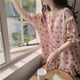 thumbnail image 1 of Pijamas de mujer de verano estilo coreano con pantalones cortos de manga corta y oso, conjunto de dos piezas, ropa holgada para el hogar para estudiantes, 1 of 4