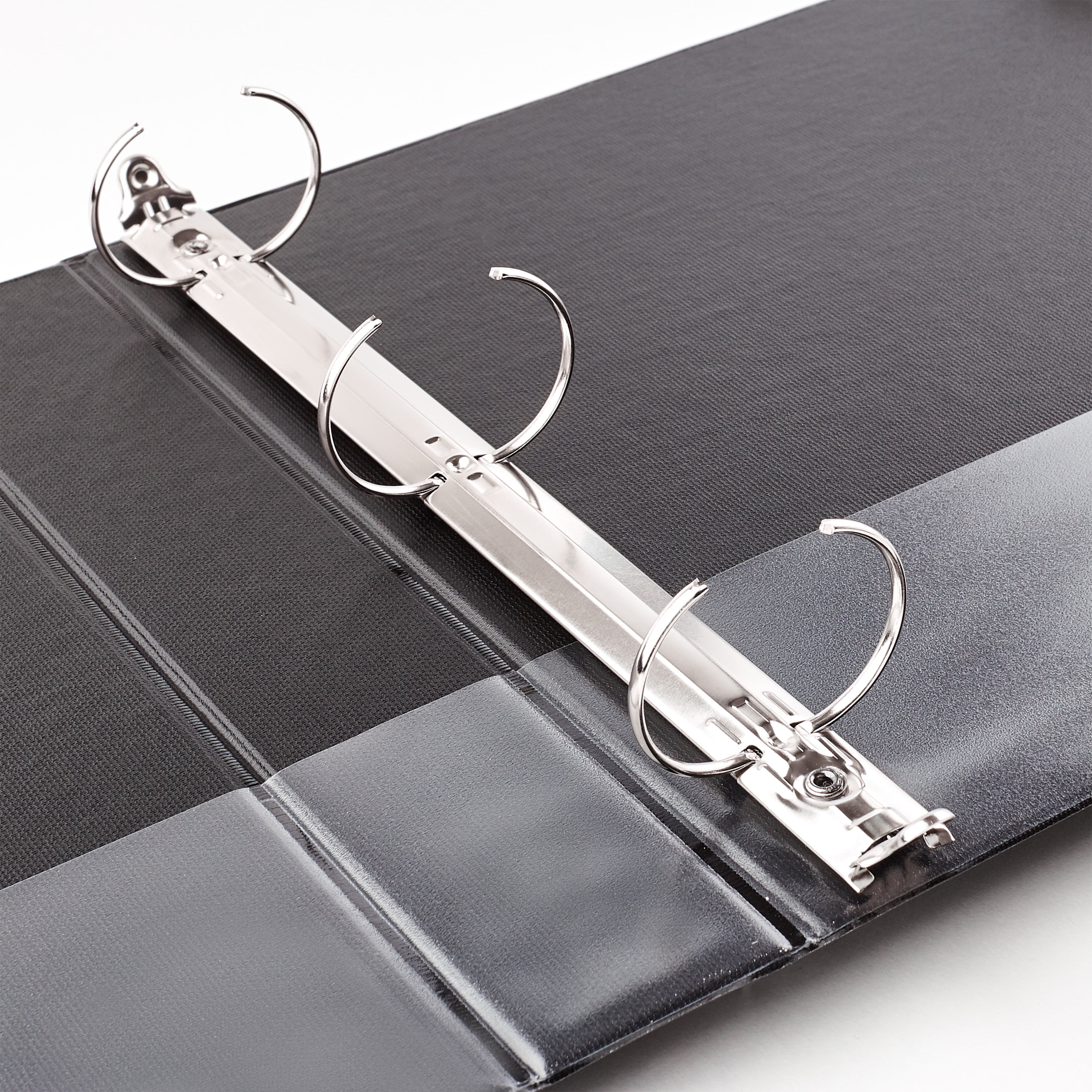 Avery Economy 3 Ring Binder, 1-1/2 inch Round Rings, 3 Blue Binders (03400)