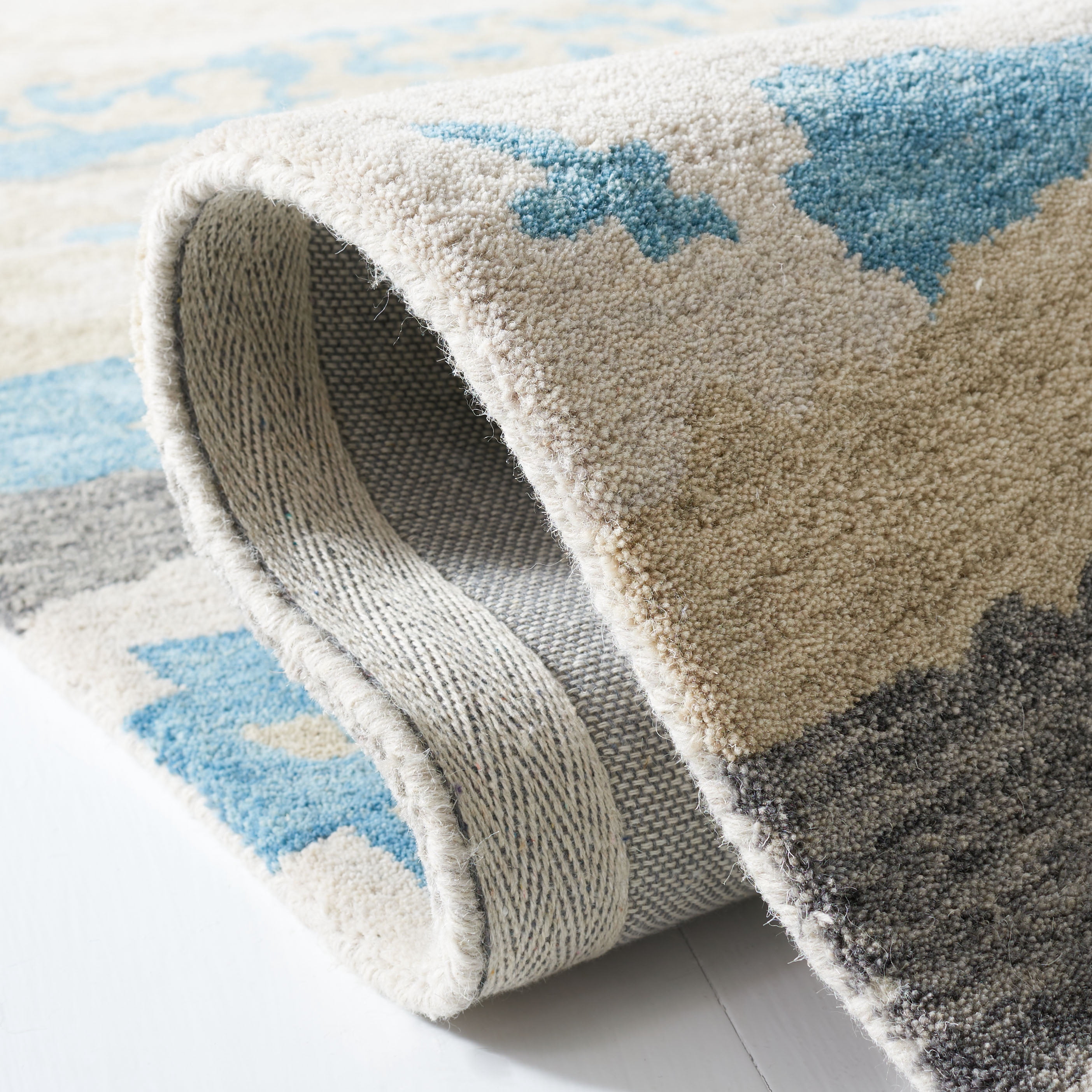 SAFAVIEH Soho Marcus Abstract Area Rug, Beige/Blue, 8' x 10'