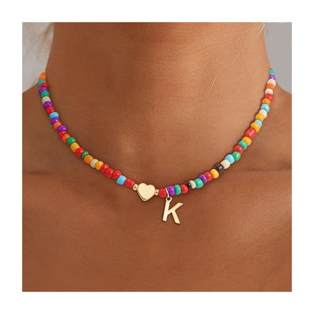 Gargantilla de cuentas para mujer, collar de cuentas de colores, collar con colgante inicial, gargantilla con inicial de corazón, regalo de cumpleaños para niñas, esposas y novias.