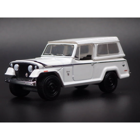 Open Box 1966 -1973 JEEP JEEPSTER COMMANDO WHITE w HITCH 1:64 SCALE DIECAST MODEL CAR