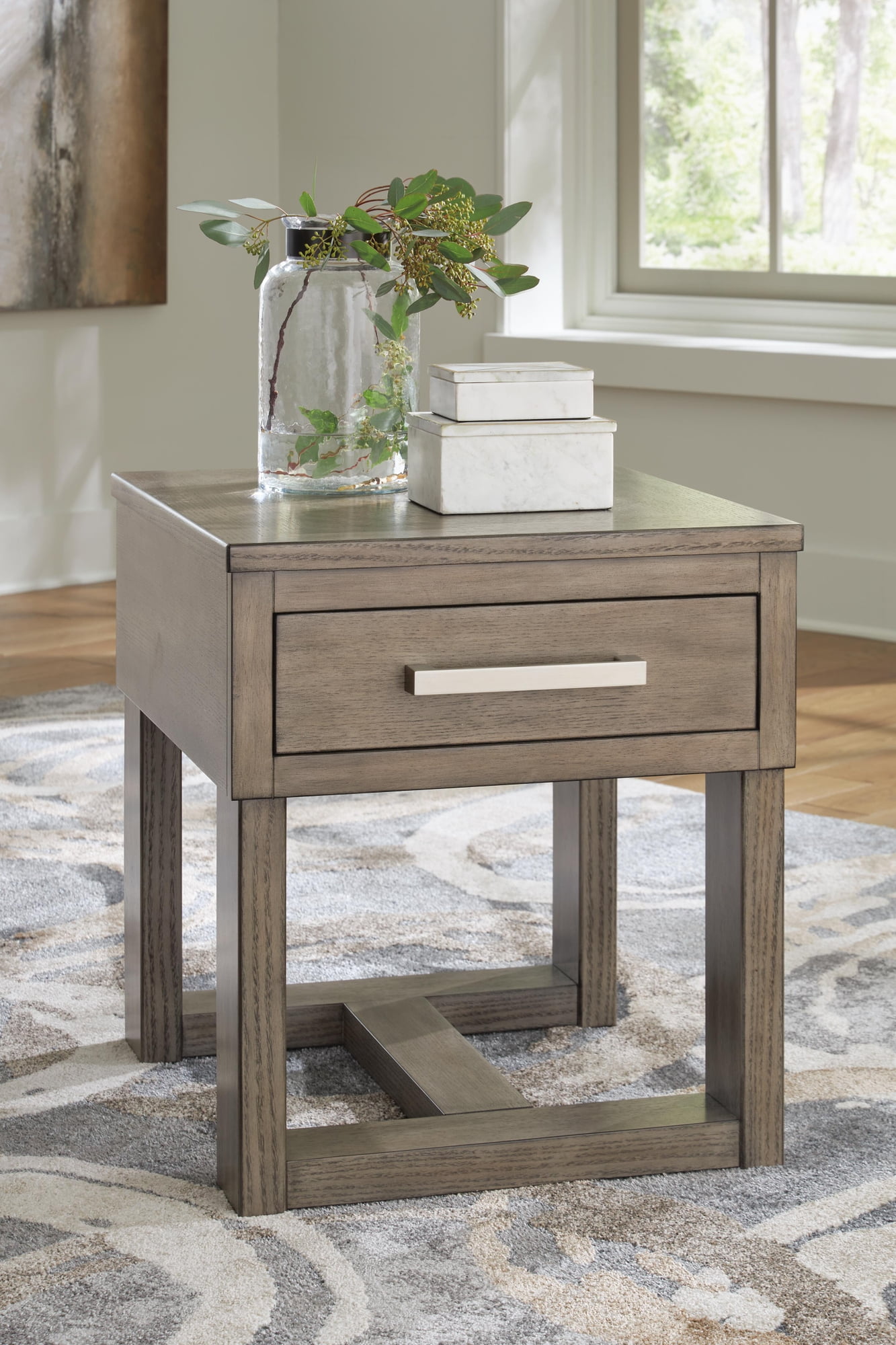 Signature Design by Ashley Loyaska End Table with USB Charging, Brown