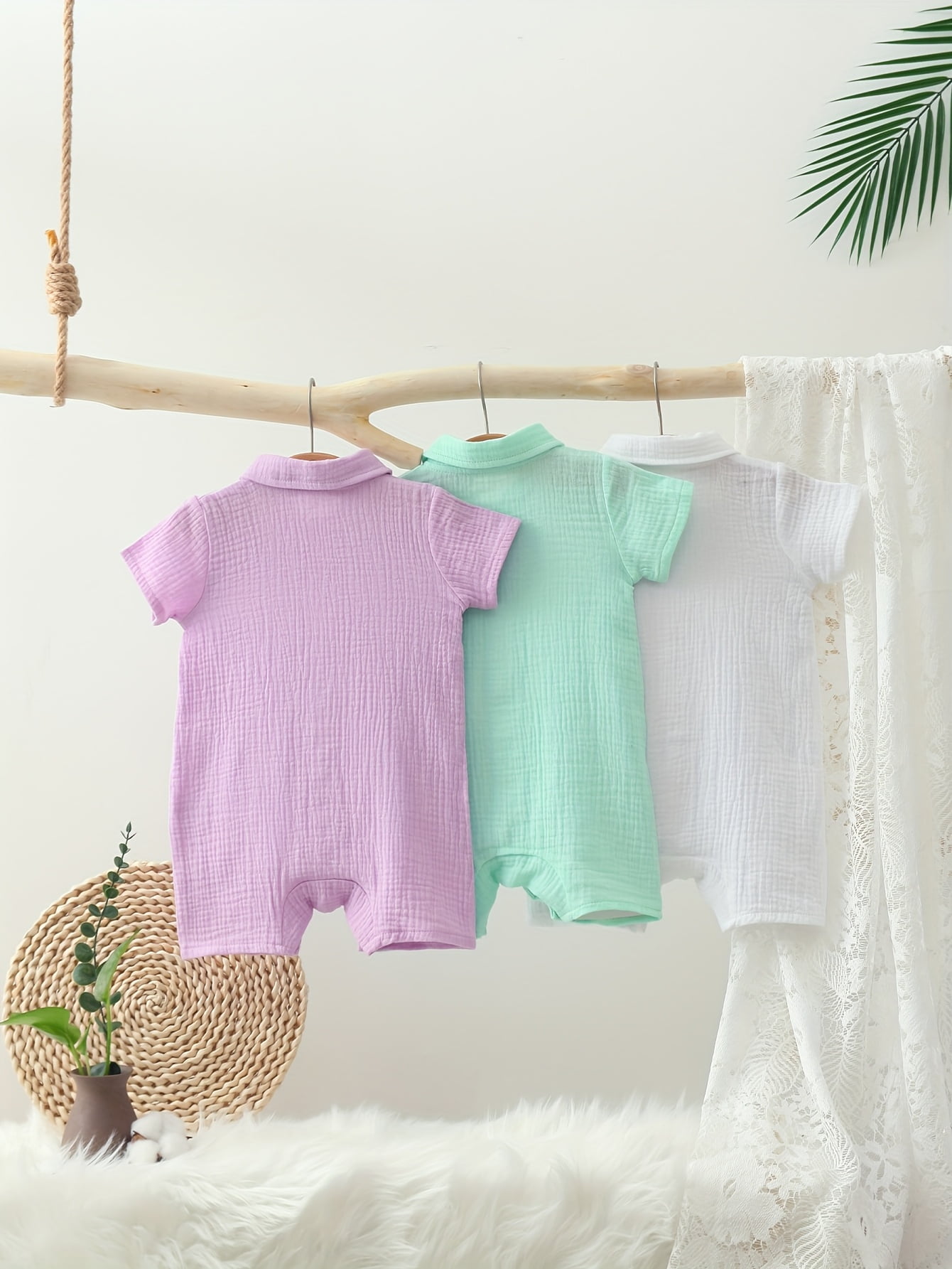 3pcs Baby Comfortable Breathable Muslin Onesie - Casual Solid Color, Short Sleeve Small Turnover Collar, Easy-Care Summer Romper, Unisex Clothing, Suitable for Outdoor Wear, Perfect for Outdoor