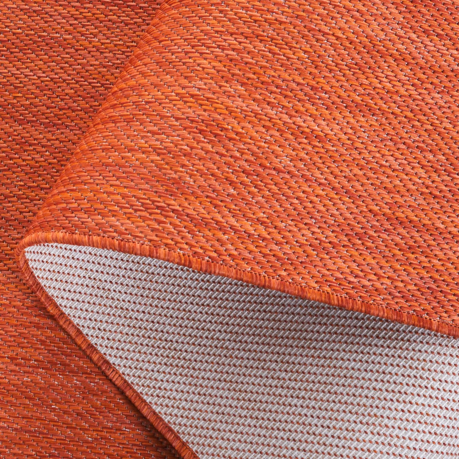 SAFAVIEH Beach House Lauressa Solid Indoor/Outdoor Area Rug