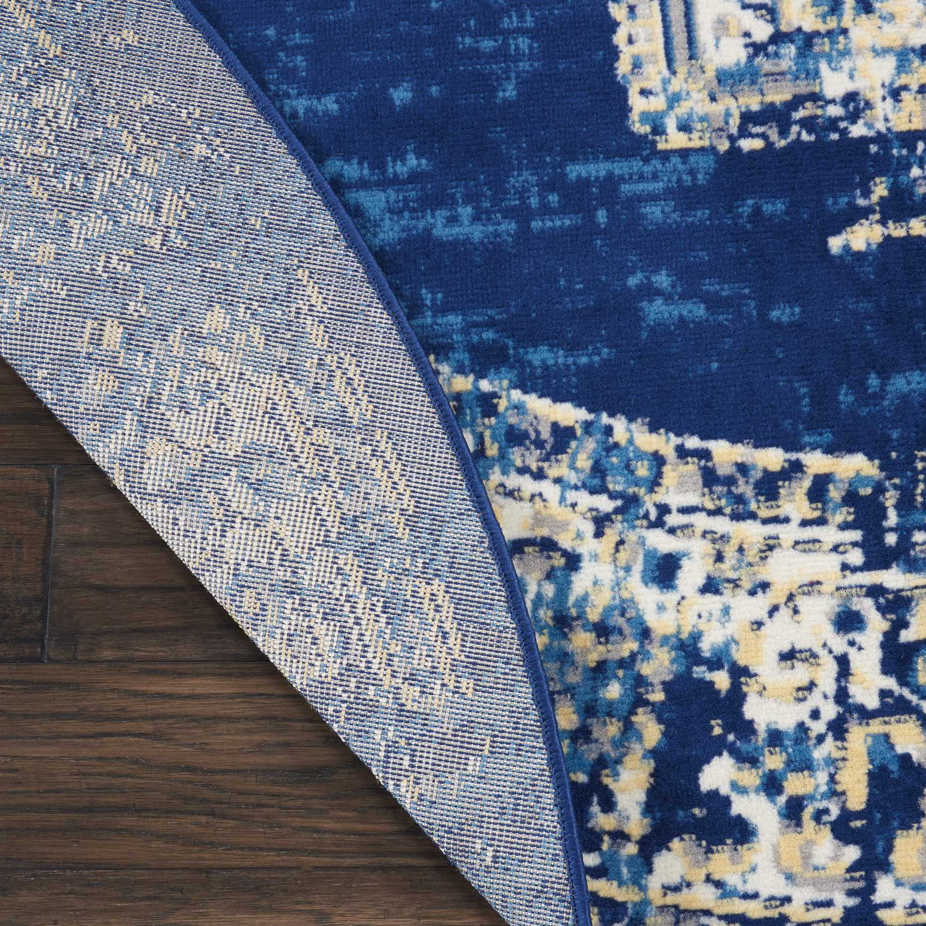Desert Fields Contemporary Medallion Loomed Area Rug, 8' x 8'