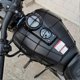 thumbnail image 3 of Red de equipaje para motocicleta con 6 ganchos para sujetar el tanque de combustible, malla elástica negra para equipaje, 6 ganchos para motocicleta, tanque, estilo de automóvil, 3 of 5