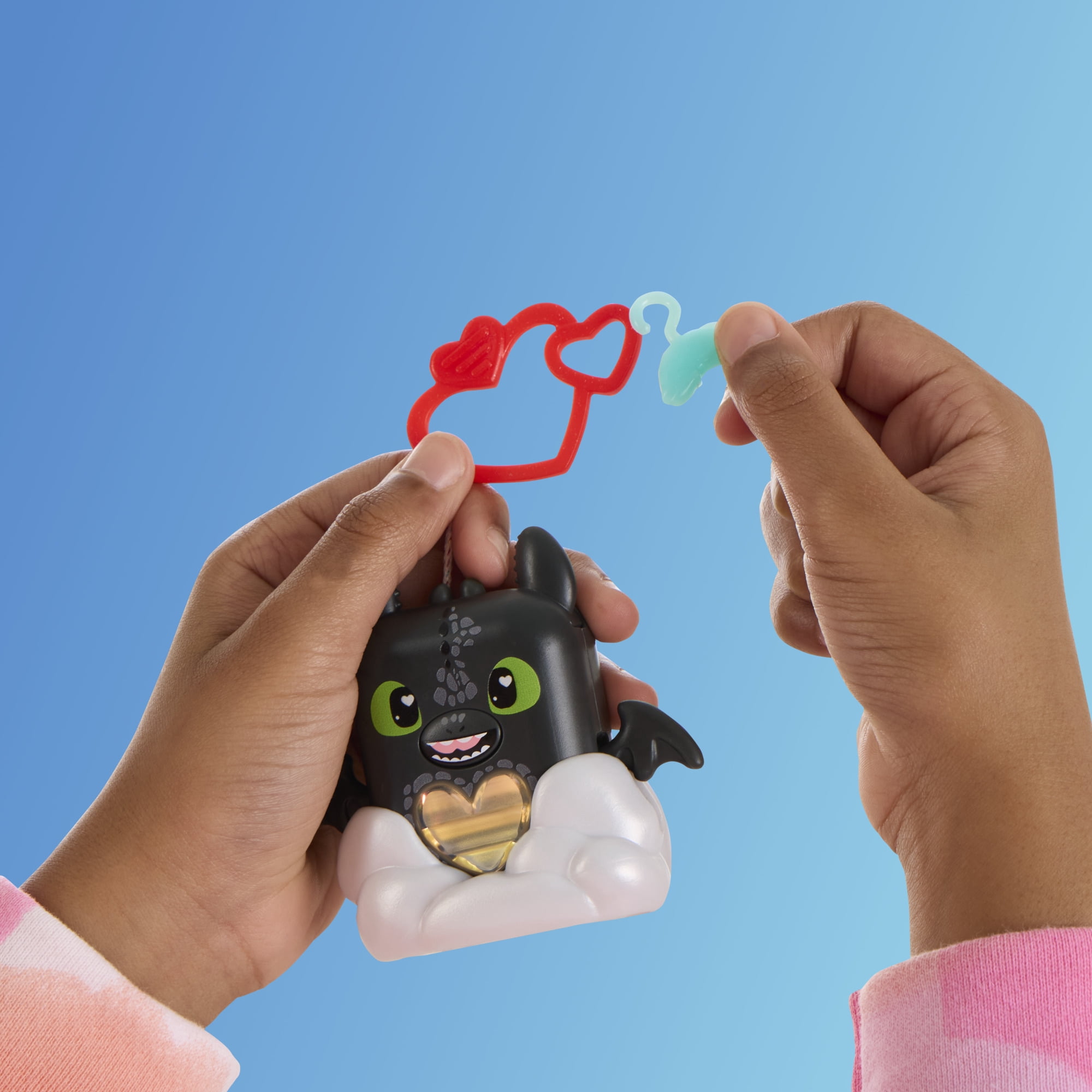 Hasbro Nano-mals DreamWorks Animation's How to Train Your Dragon Toothless Electronic Pet