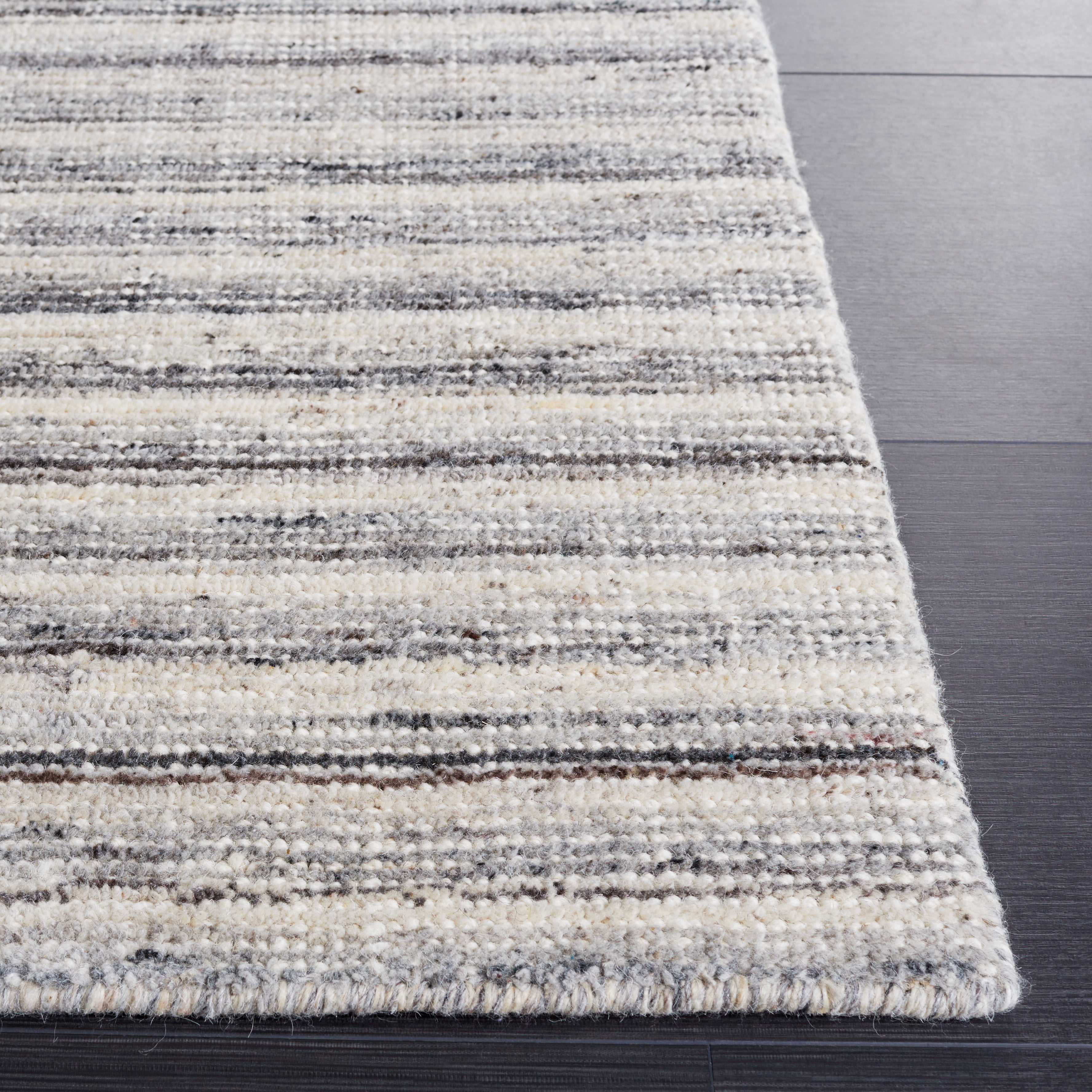 Safavieh Mirage Toby Solid Runner Rug, Ivory/Dark Gray, 2'3" x 8'