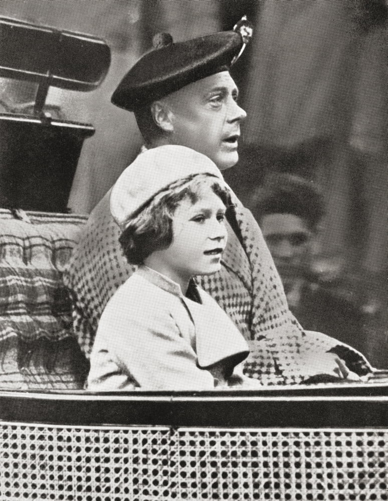 The Prince Of Wales Later King Edward Viii With Princess Elizabeth Later Queen Elizabeth Ii Returning From Crathie Church During A Visit To Balmoral Scotland In September 1933 Edward Viii Edward Alber