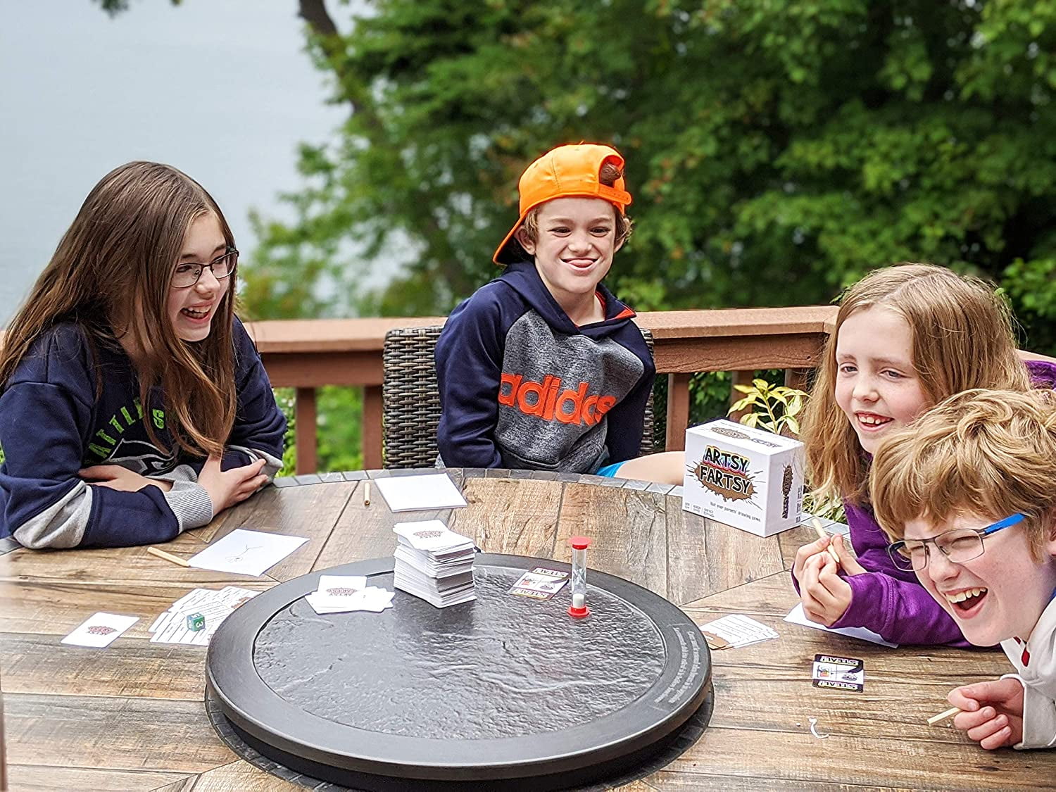 Artsy Fartsy - Fun Family Drawing Games for Kids and Adults. Winner of USA Today's Best Gift for Families National Award