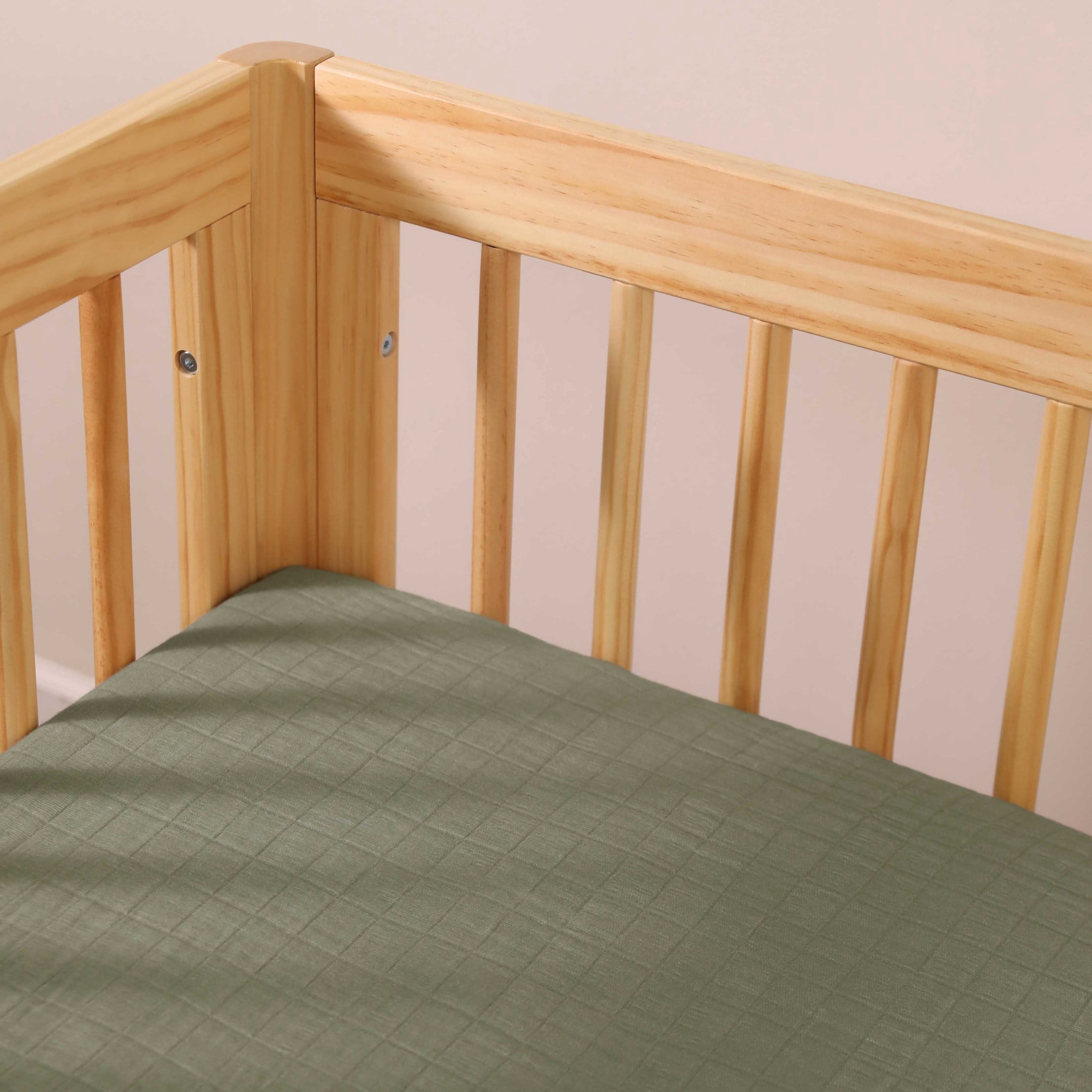 Babyletto All-Stages Midi Crib Sheet in GOTS Certified Organic Muslin Cotton