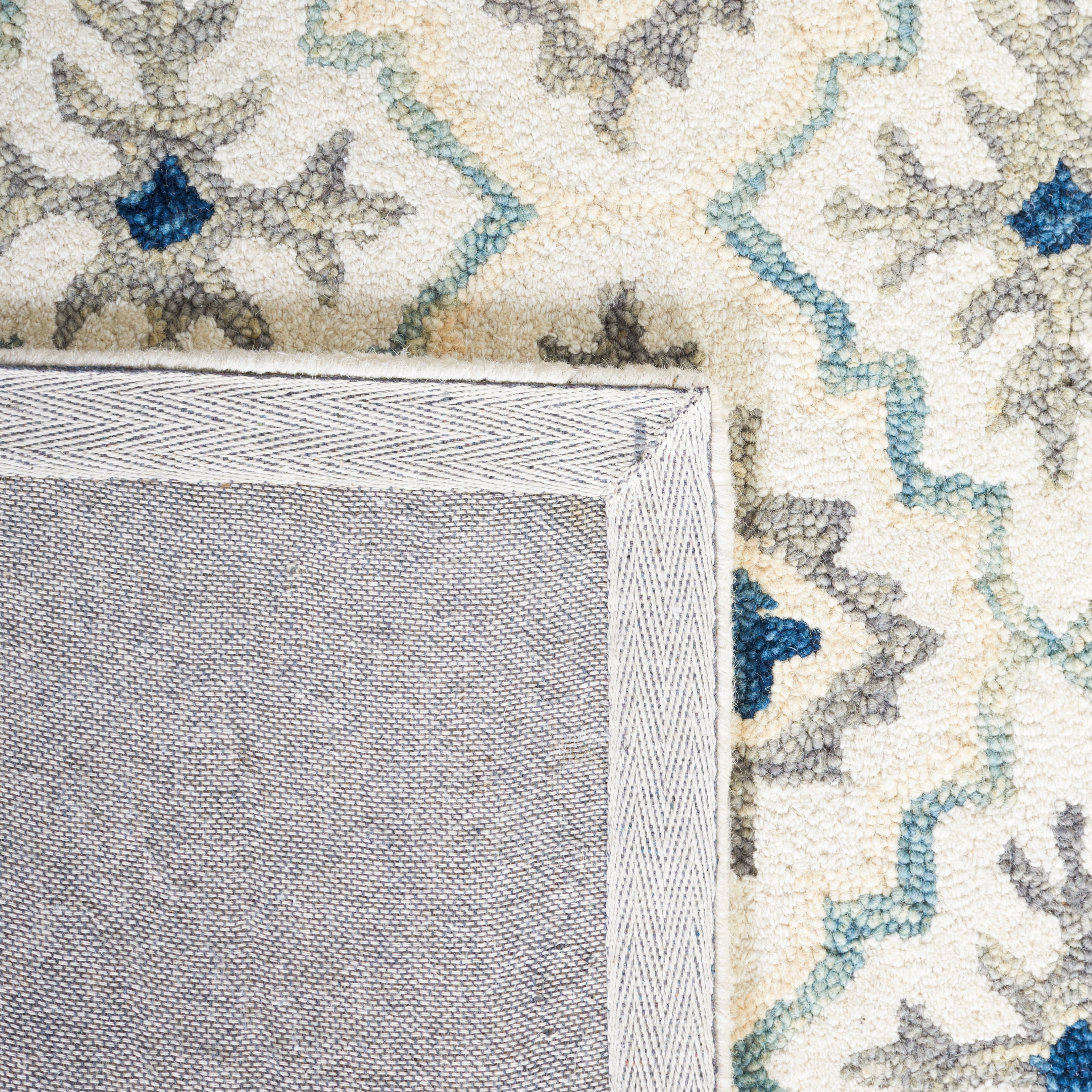 Safavieh  Handmade Aspen Lucila Boho Wool Rug 4' x 6' 4' x 6' Indoor,Handmade Living Room,Bedroom,Dining Room Rectangle