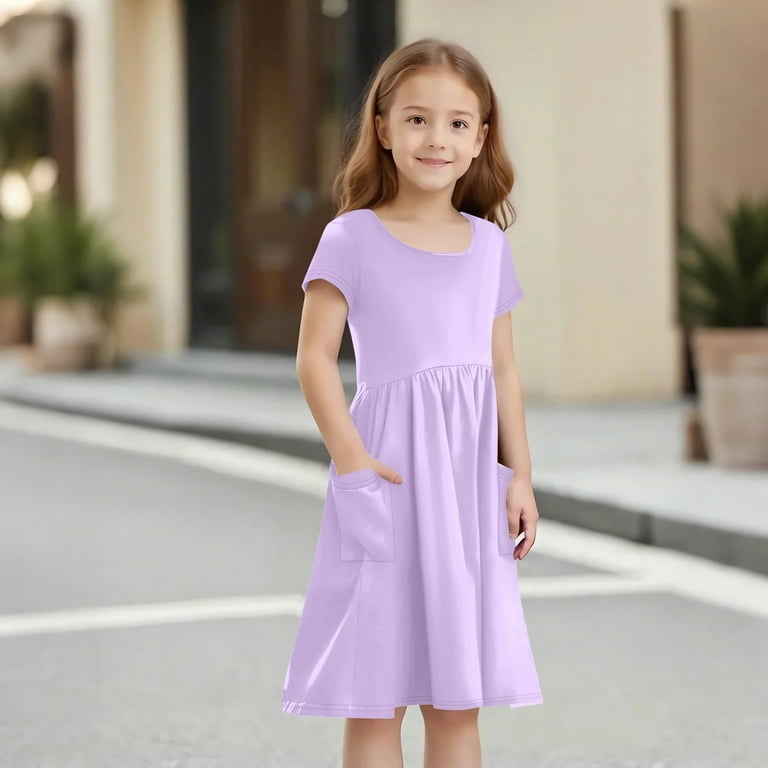 short light purple dress V neck Tulle Homecoming Gentle gathering at the waist gives the skirt its flattering A Lovely Short Chiffon Light Purple