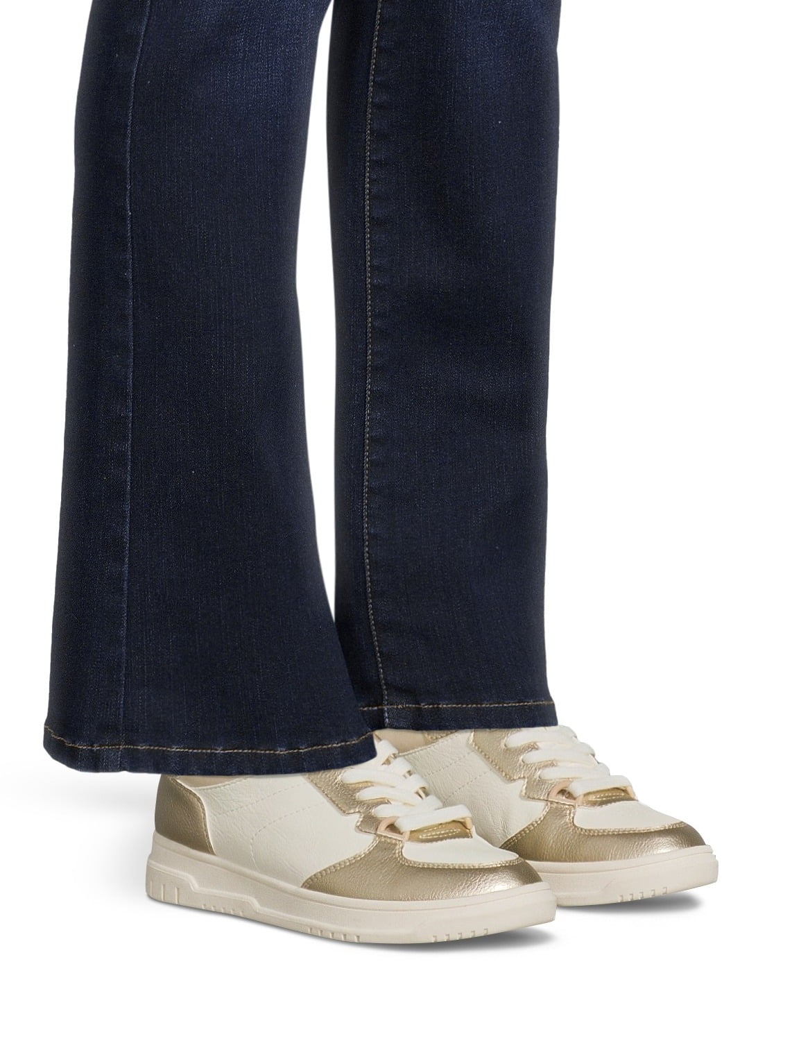 No Boundaries Women’s Lace Up Court Sneakers