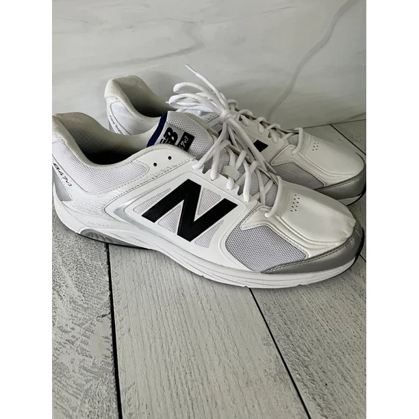 New Balance Sneaker Mens 847 V 3 Brand New Small Imperfection Sz 15 D