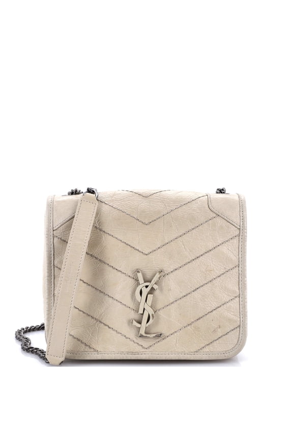 Pre-Owned Niki Chain Wallet Matelasse Chevron Leather By Rebag