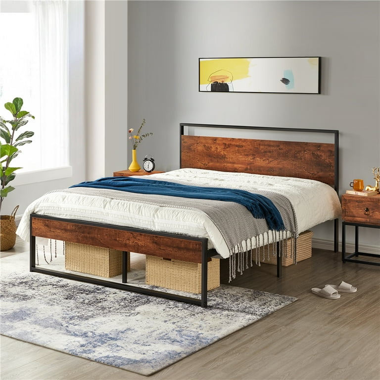 SmileMart Industrial Metal & Wood Platform Queen Bed