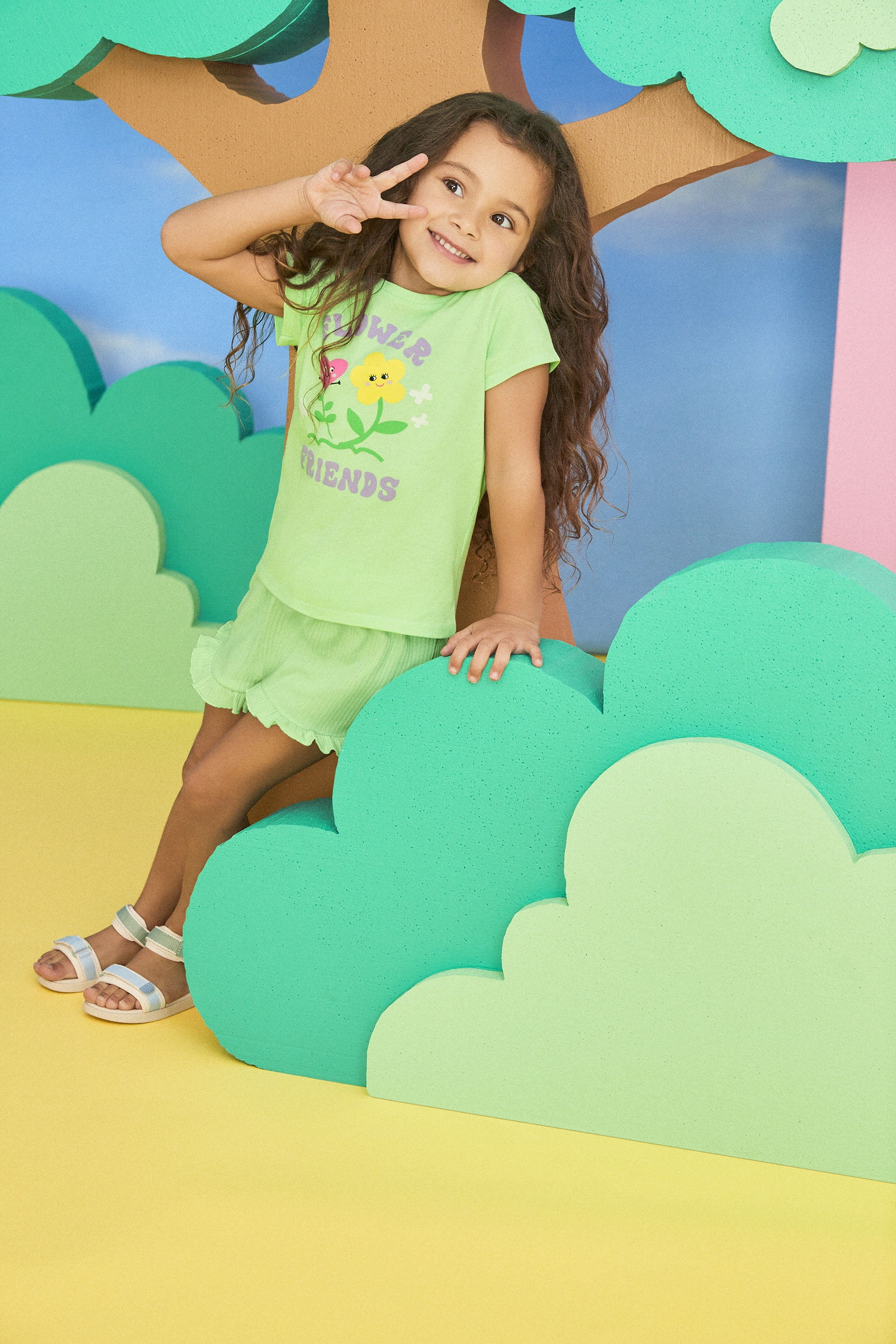 Garanimals Toddler Girls Graphic Tee with Short Sleeves, Sizes 18M-5T