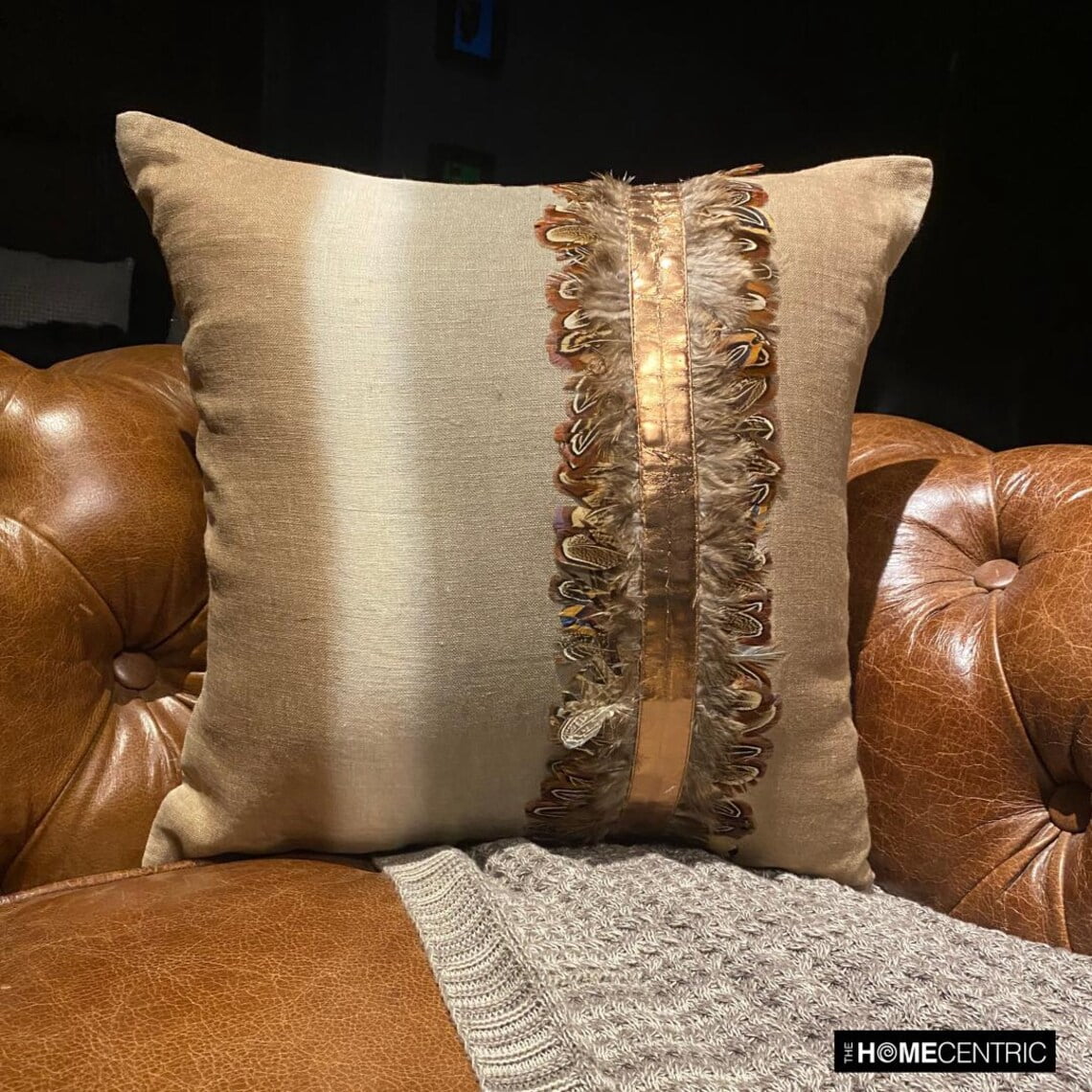Pillow Cases, Decorative Pillow Cover, 14x14 inch (35x35 cm) Beige Linen Pillowcase, Square Ombre with Feather Throw Pillows Cover, Couch Cushion Cover, Contemporary - Feather Friend
