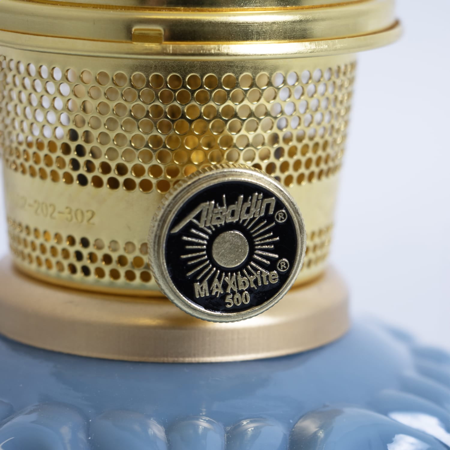 Aladdin Georgia Blue Genie II Oil Lamp for Shelf or Table, Indoor Emergency Lighting, Limited Edition in Blue Glass with Brass Burner