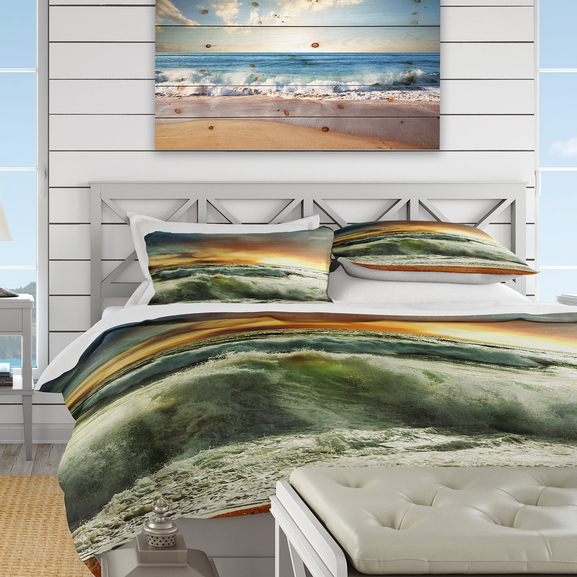 Designart 'Rushing Waves in Evening Beach' Coastal Duvet Cover Set