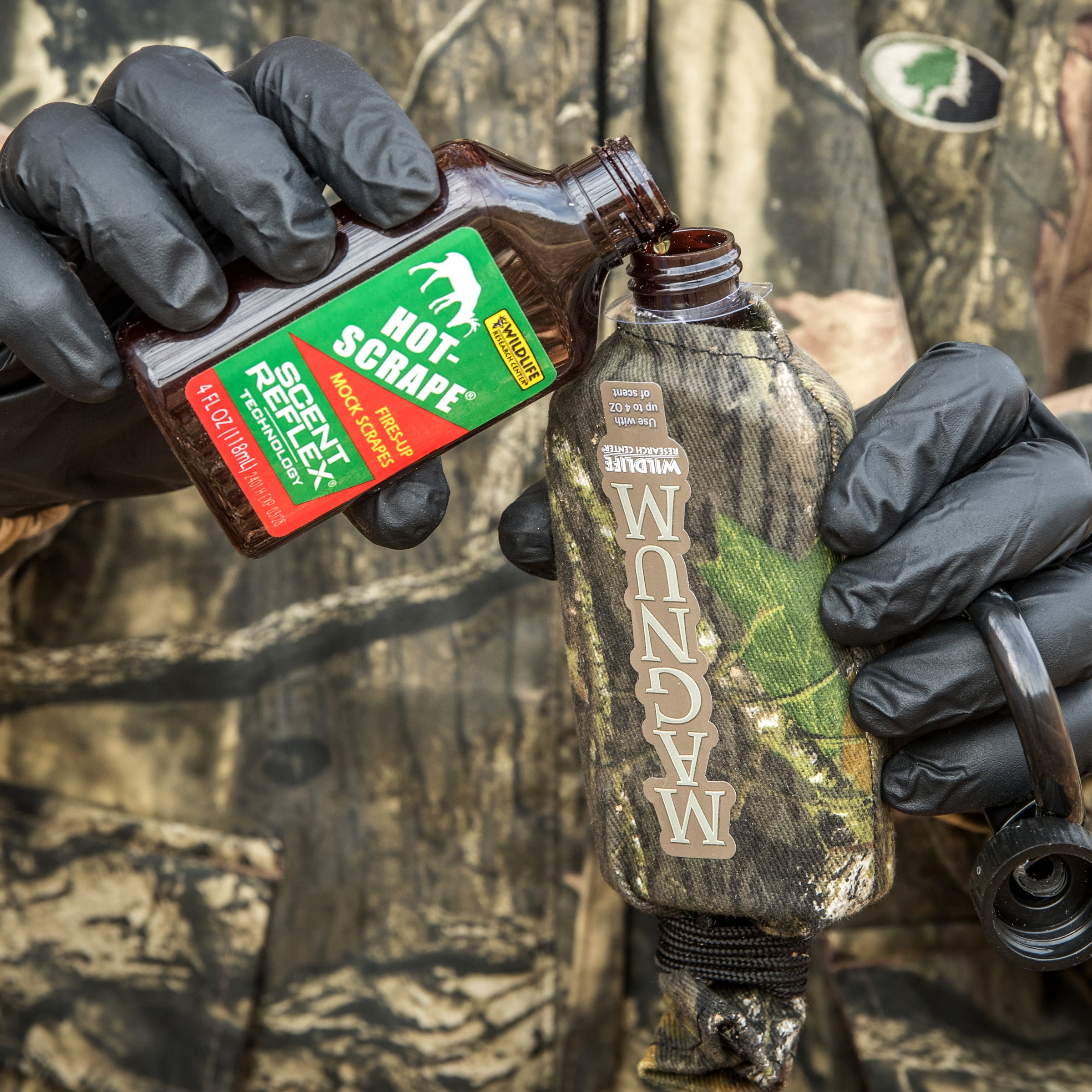 Wildlife Research Center Magnum Dripper Combo with 4 fl oz Hot-Scrape Synthetic Deer Hunting Scent Combo Pack