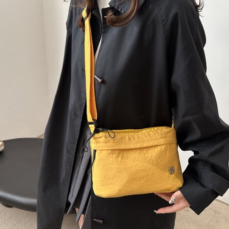 Small Shoulder Bag Lightweight Messenger Bag with Square Design Casual Crossbody Purse for Women Fashion Handbag for Travel Shopping Dating Daily Carry and Versatile Storage