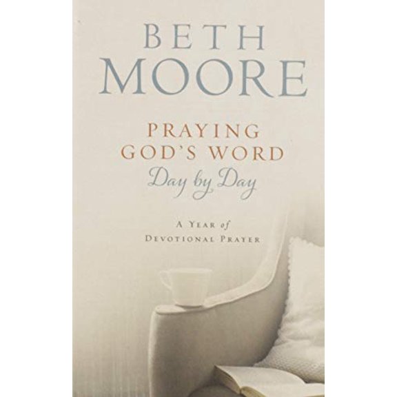 Pre-Owned Praying God's Word Day by Day Paperback