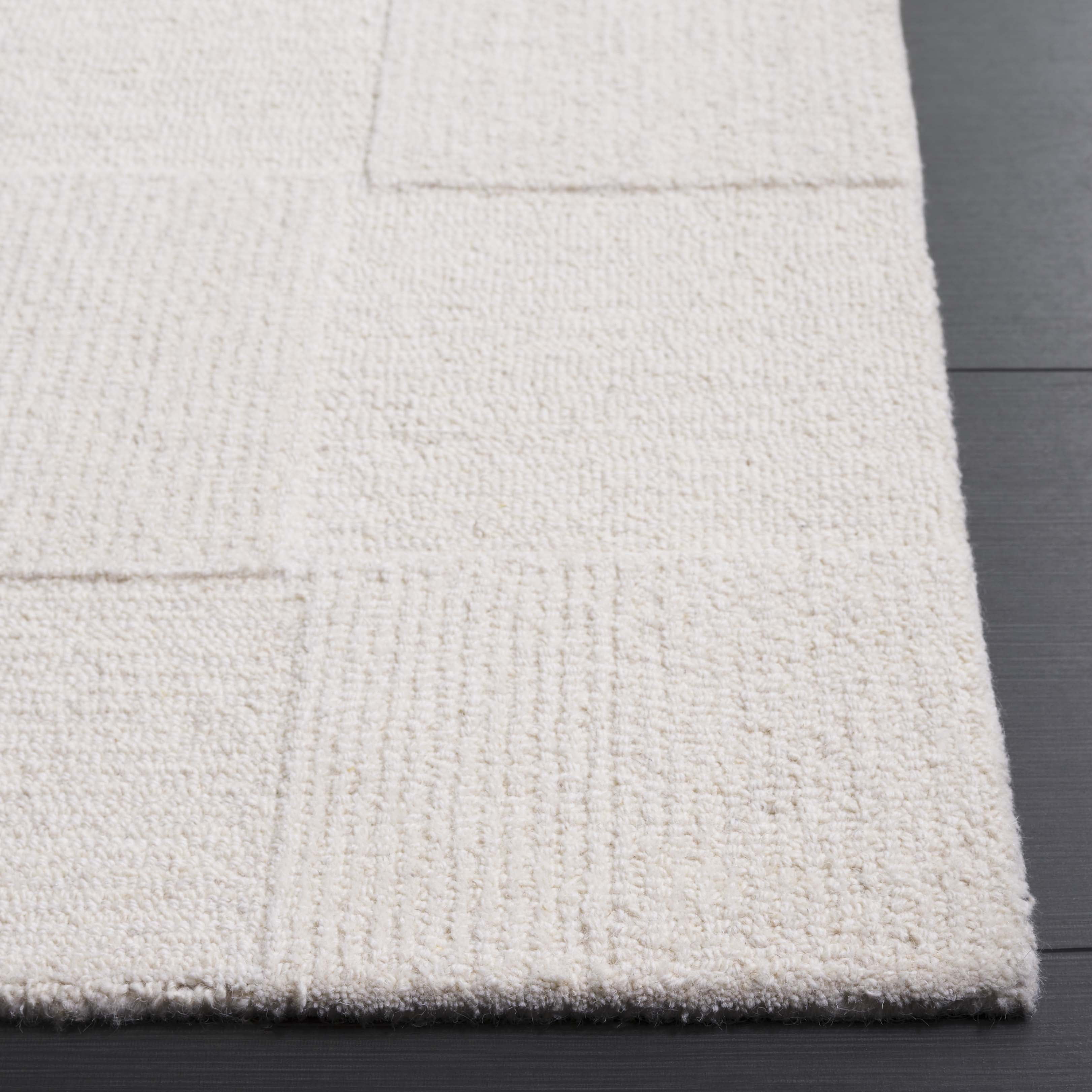 SAFAVIEH Mykonos Jesper Checkered Area Rug, Ivory, 4' x 6'