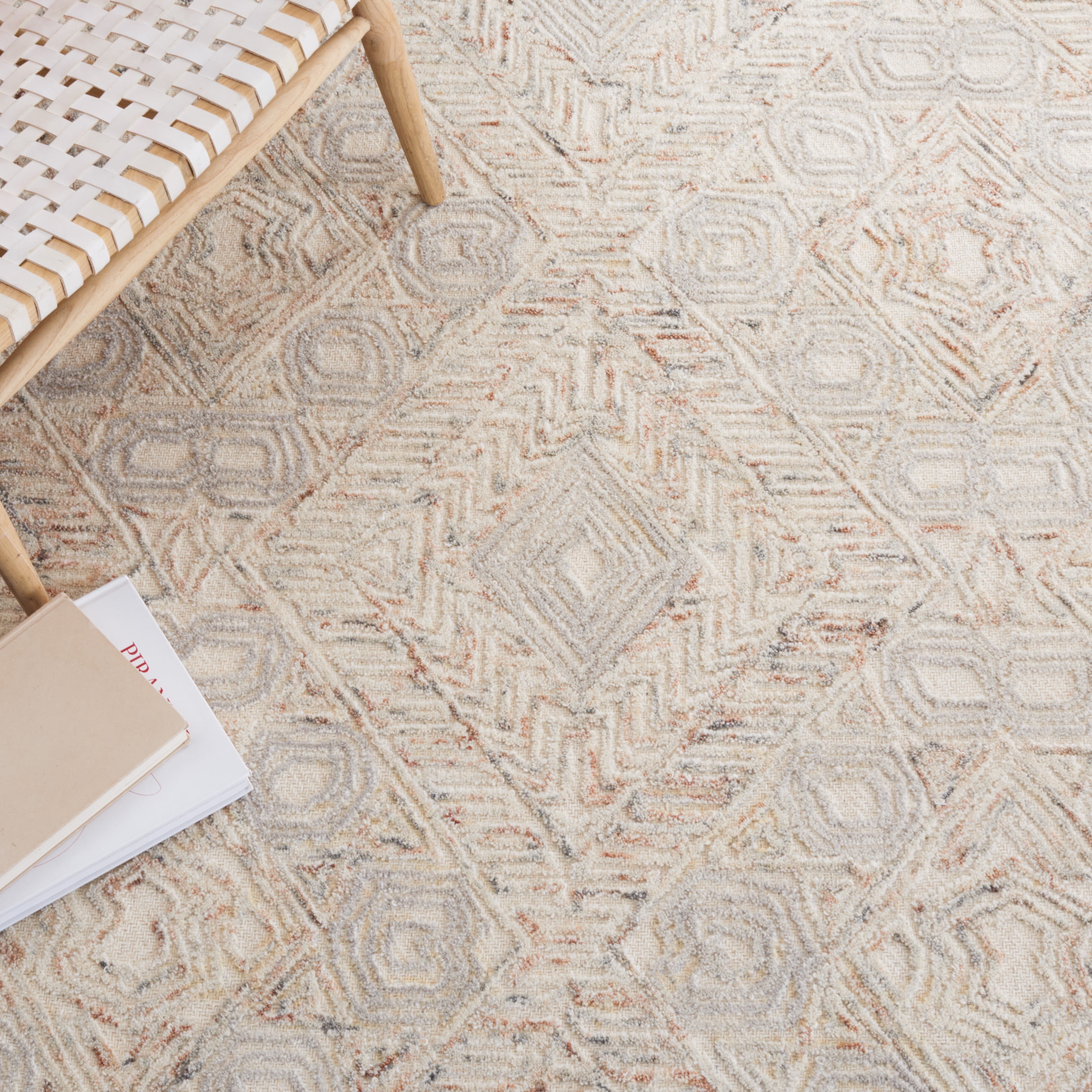 SAFAVIEH Ikat Hedley Geometric Runner Rug, Ivory/Grey, 2'3" x 8'