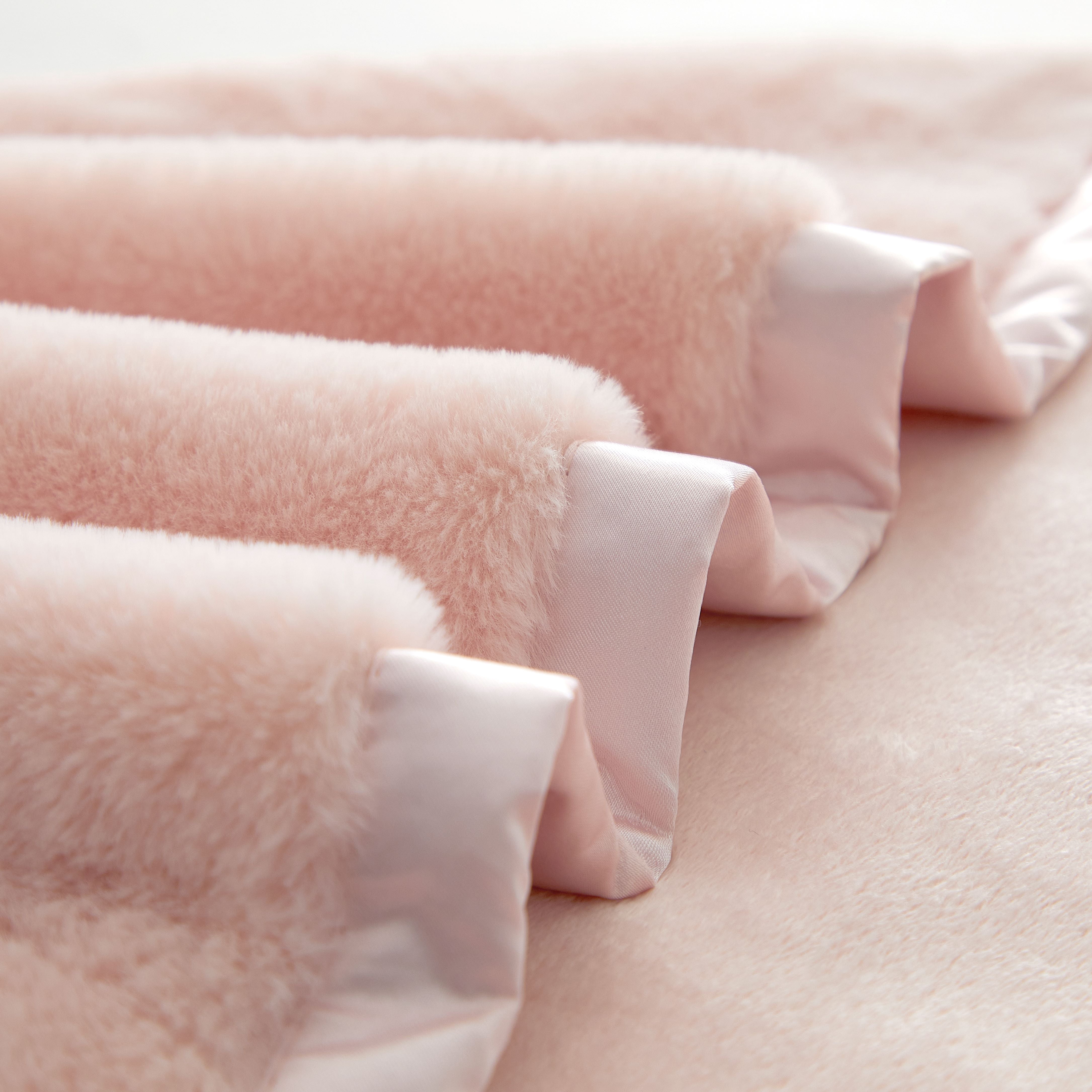 Parent's Choice Faux Fur Blanket, Rosewater, 30" x 40"