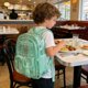 thumbnail image 4 of Mini mochila transparente para niños, mochila transparente negra ahumada con bolsillos laterales de malla, mochila escolar impermeable para niños y niñas., 4 of 5