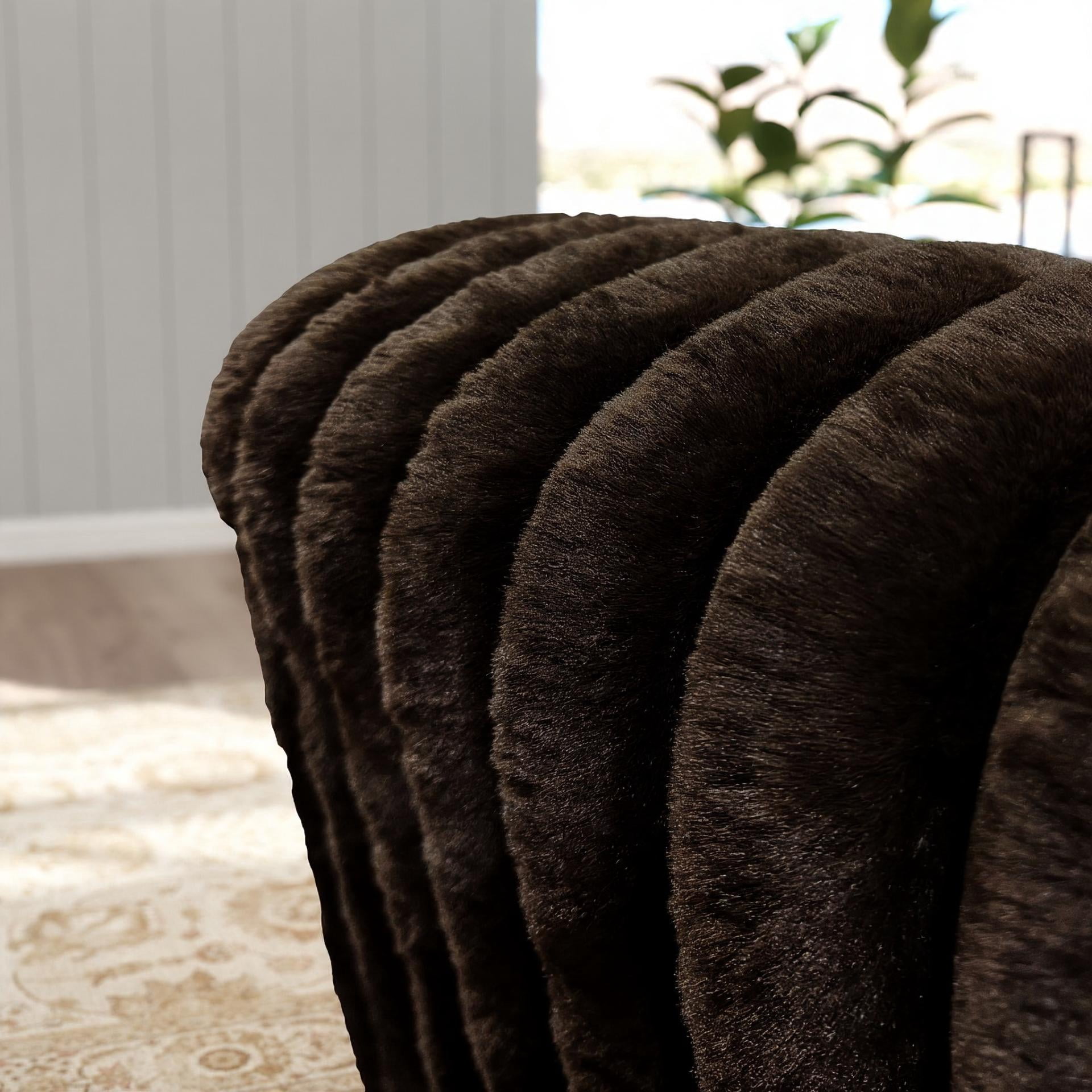 Roundhill Furniture Solenne Oversized Chair and a Half with Jumbo Corduroy Upholstery, Reversible Cushion, and Accent Pillow, Chocolate