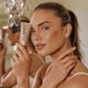 thumbnail image 4 of Sérum bronceador Bali Body Warm Bronze Tint 30 ml, vegano, 4 of 7