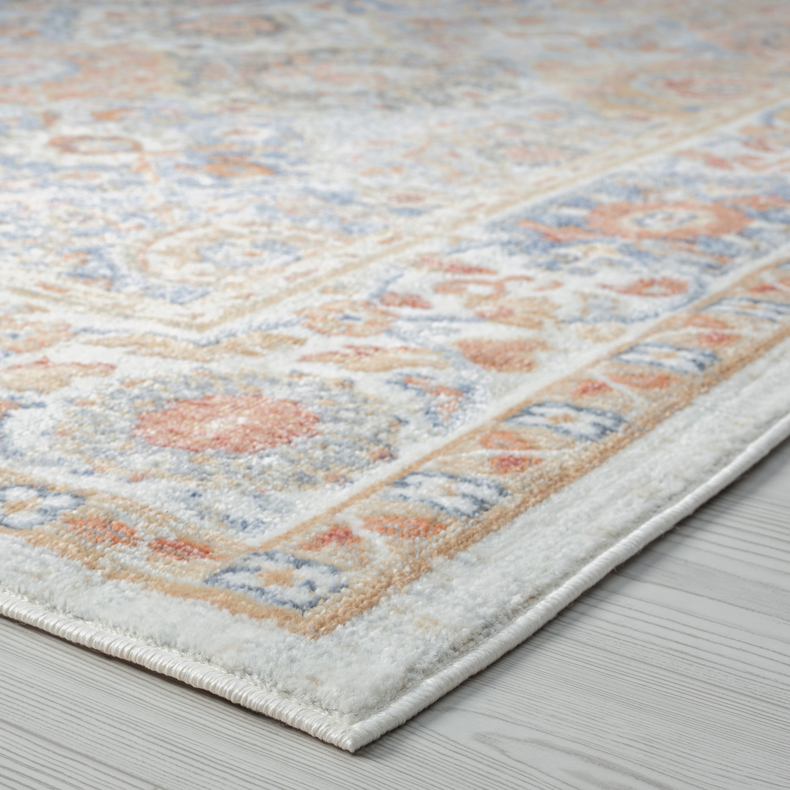 Allure Traditional 5' x 7' Cream and Gray Polypropylene Indoor Area Rug