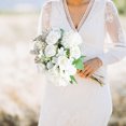 thumbnail image 4 of Coofit Artificial Bouquet Simulated Wedding Bouquet Home Decor Flower Photo Prop, 4 of 5