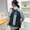 thumbnail image 3 of 2023 Nueva Mochila De Moda De Gran Capacidad Bolsa De Viaje Deportivas Al Aire Libre Montañismo Hombre Y Mujer Estudiante, 3 of 4